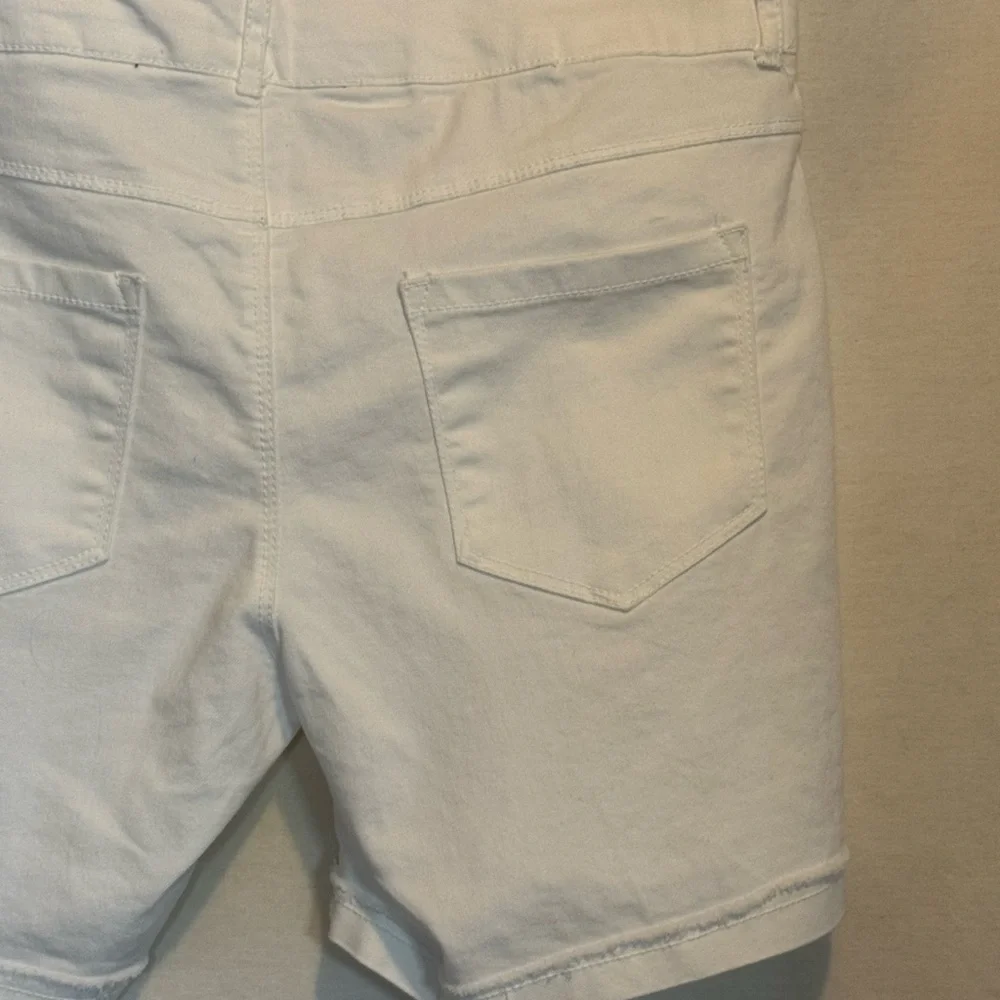 A-159 Workshop Republic Clothing NWT Pull On White Denim Shorts Size‎ 8